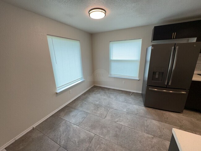 Photo - 2808 Cactus Dr