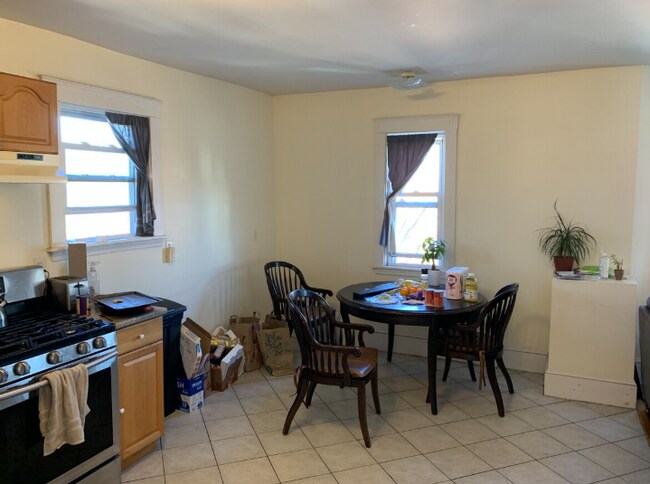 Photo - 505 Washington St Unit 3