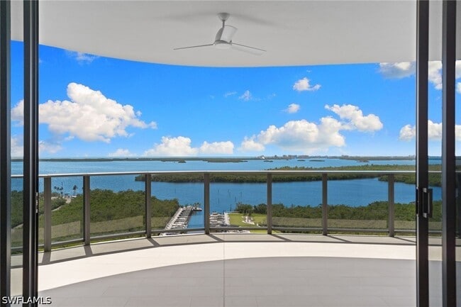 Building Photo - 5100 SEAGRASS Blvd Unit 1005