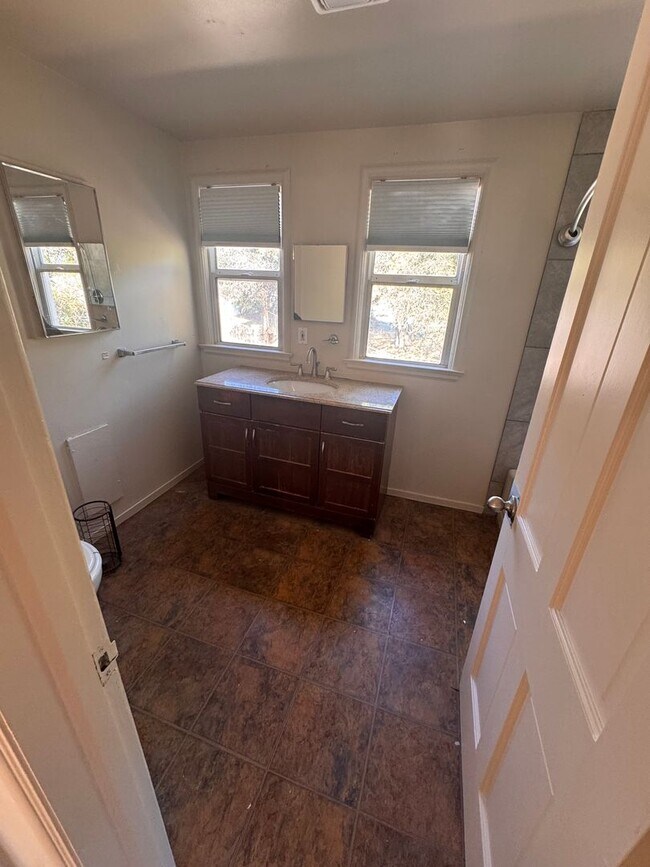 Photo - Spacious 5 Bed 2 Bath House near Cal Poly
