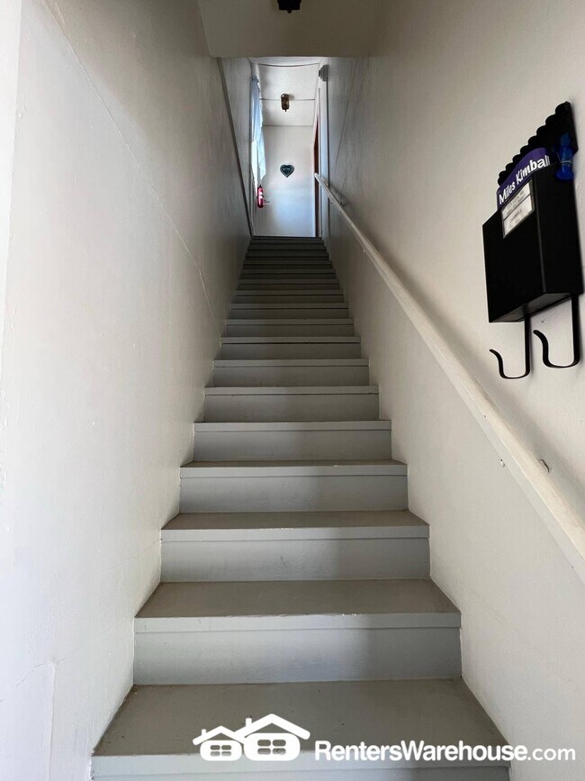 Photo - 113 1/2 N 9th St House