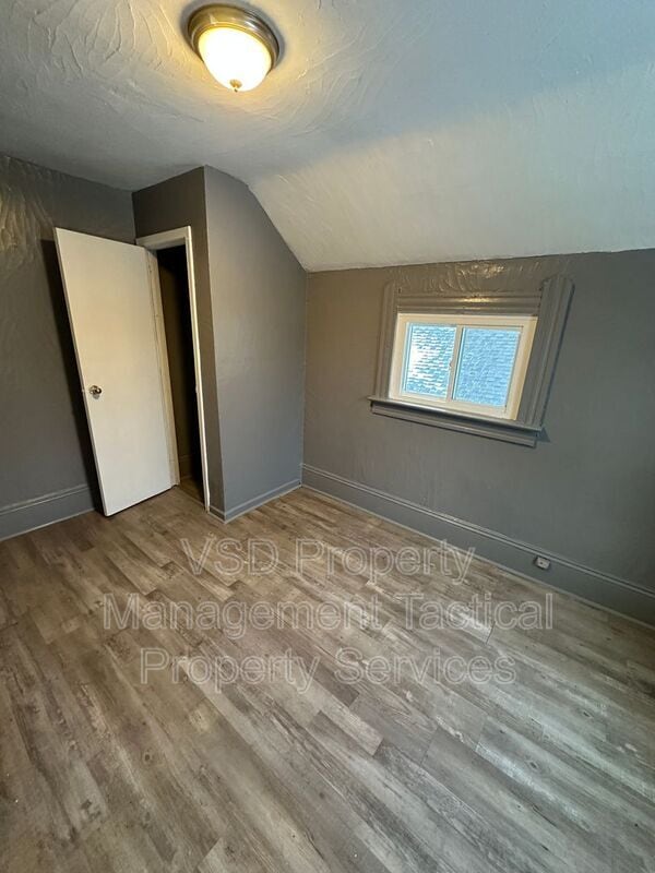 Photo - 2180 W 83rd St Unit Up