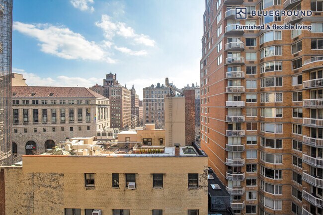 Photo - 240 W 73rd St Unidad FL11-ID732