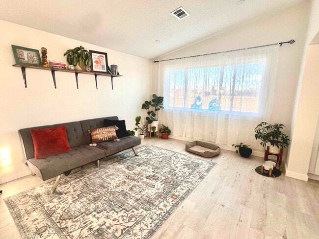 Photo - 8661 McDougal St