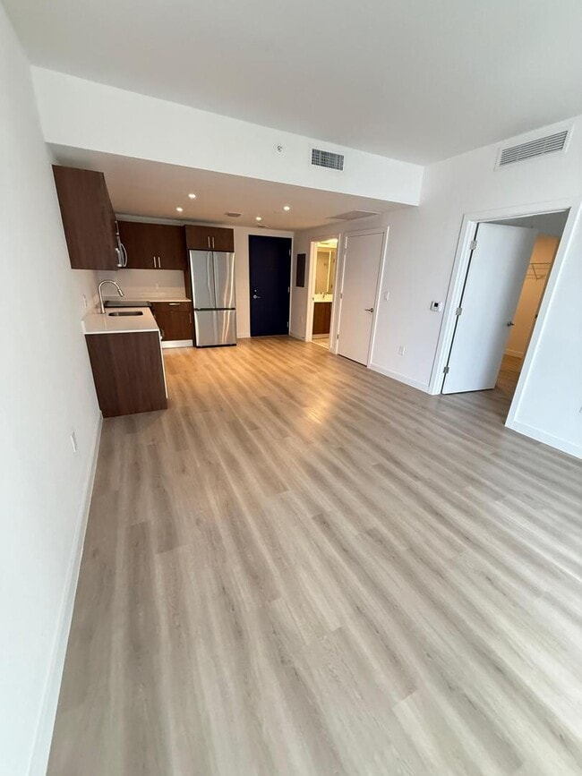 Photo - 3748 NW 13th St Unit A3