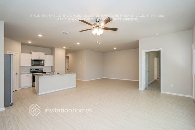 Photo - 437 Blanco Dr