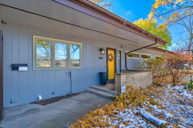 Photo - 5601 Russett Rd