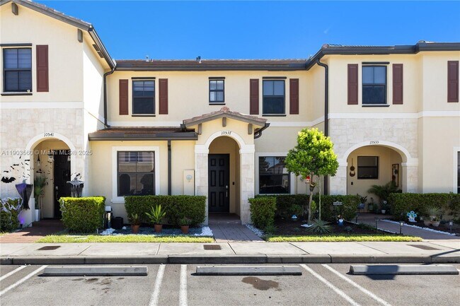 Photo - 10537 W 32nd Ln