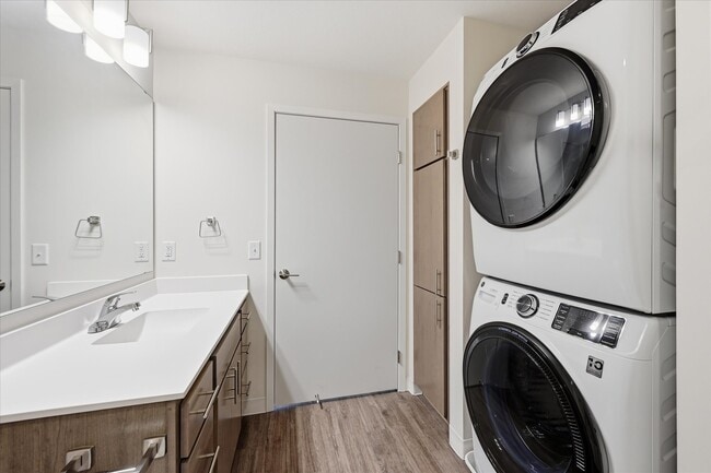 Photo - Ride Apartments