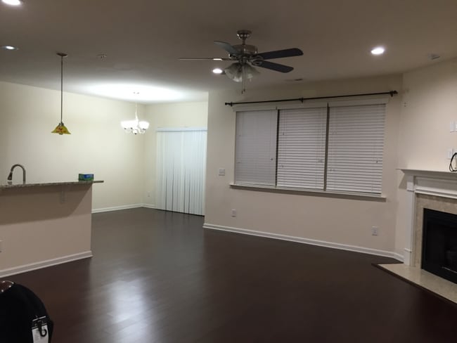 Photo - 530 Whitworth Ln