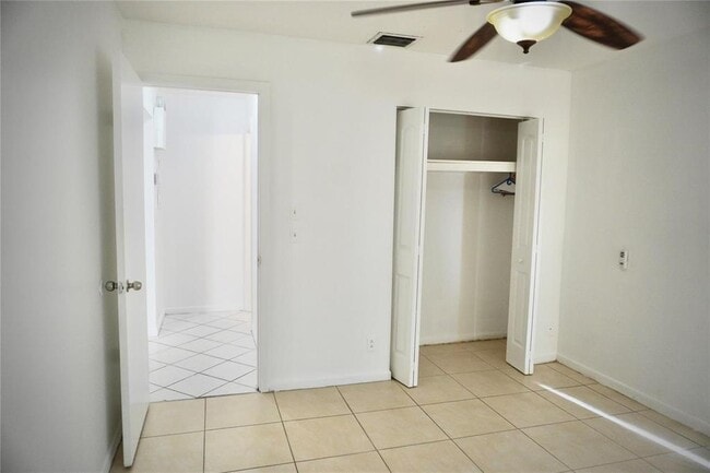 Photo - 5600 N Park Rd