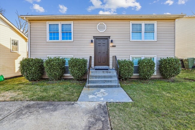 Photo - 5813 Sheriff Rd Townhome