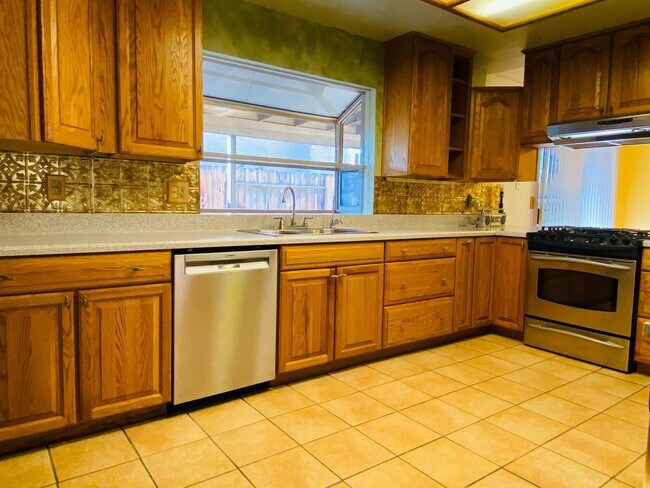 Photo - AVAILABLE SOON!!