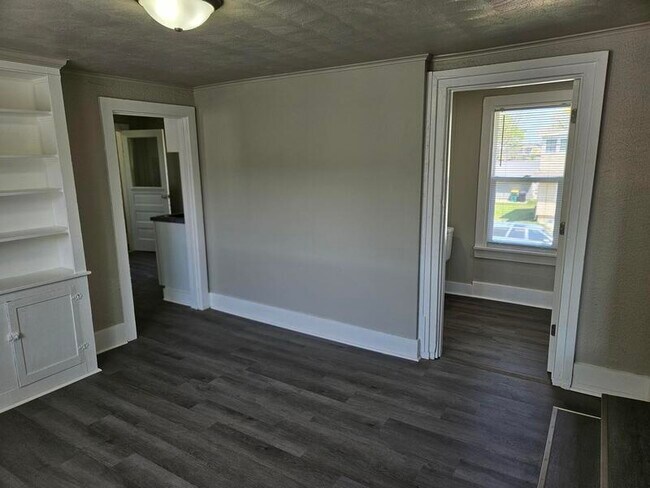 Photo - 526 Newbury St