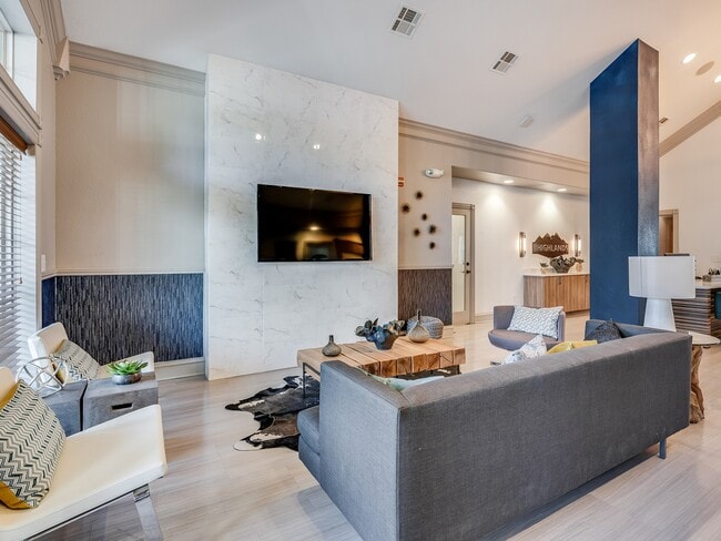 Photo - The Highlands