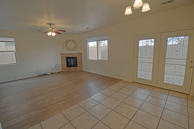 Photo - GREAT 4 BEDROOM HOME IN NE HEIGHTS