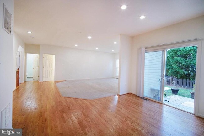 Photo - 20203 Hopi Dr