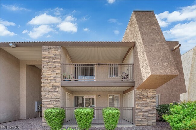 Building Photo - 5295 Indian River Dr Unit 301