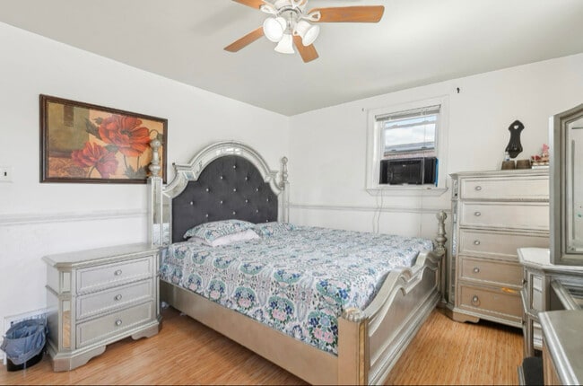 Photo - 1131 Fanshawe St