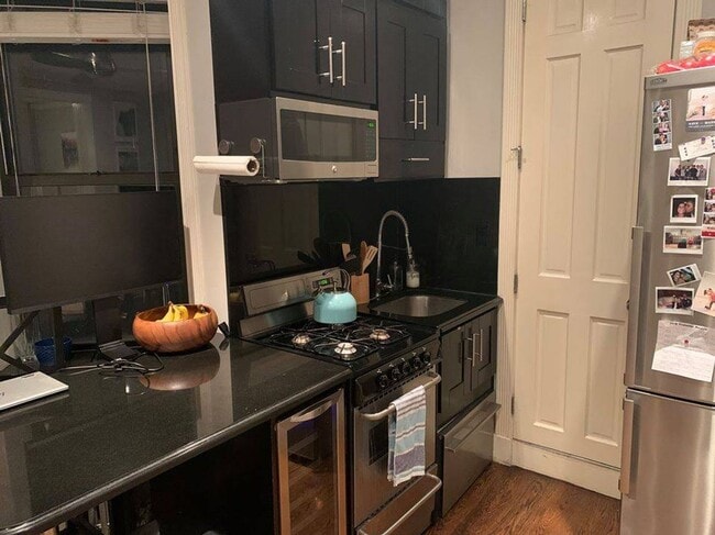 Photo - E 5TH ST. Unit F3