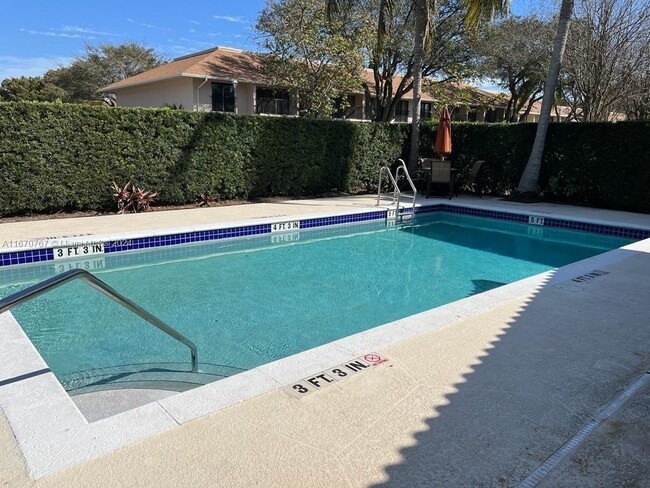 Photo - 183 Hidden Court Rd