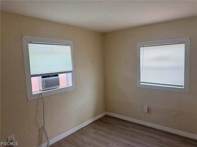 Photo - 332 Stockton St