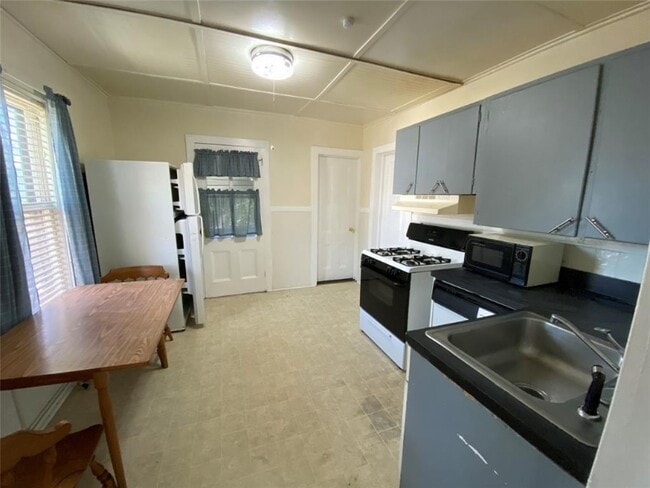 Photo - 21 Lincoln Ave Unidad Apt 2