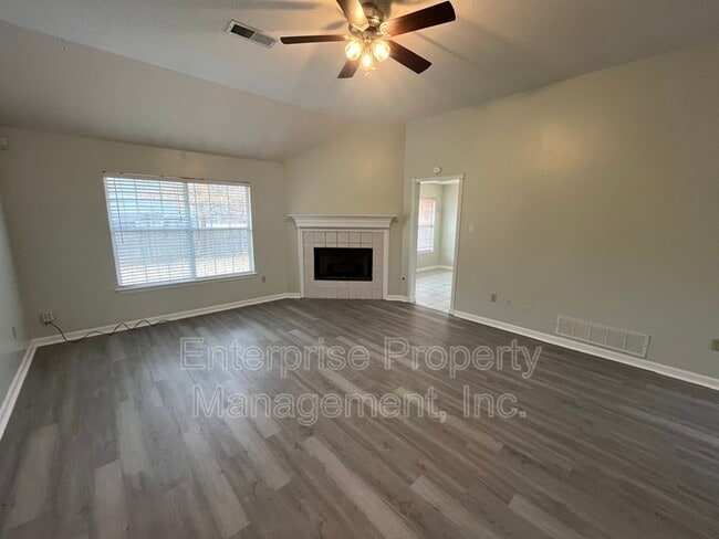 Photo - 158 Doris Meadow Cove