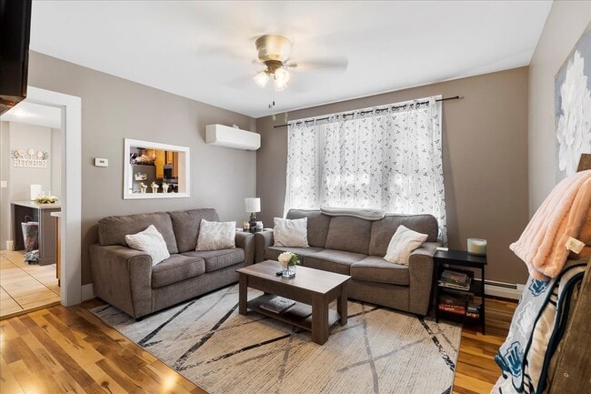 Building Photo - 39 Hudson St Unit Karla Dubrule