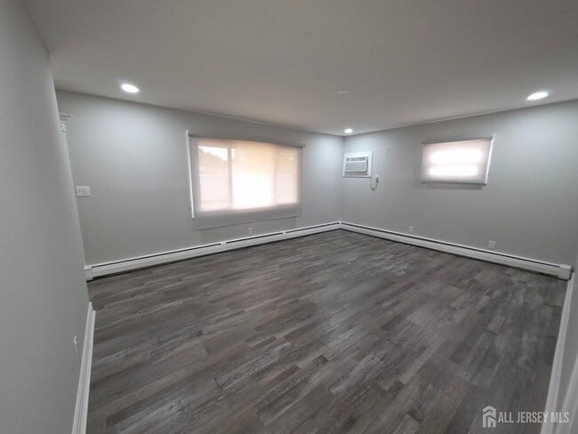 17 Colton Rd