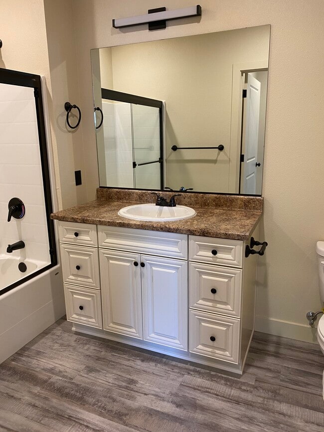 Photo - 1300 Market St Unit 204