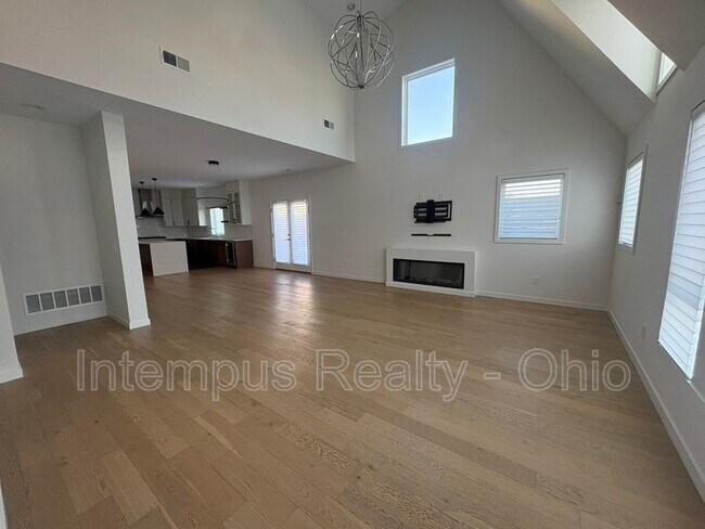 Photo - 2430 Richmond Rd Unit #5