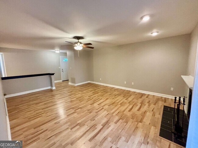 Photo - 58 Rumson Ct