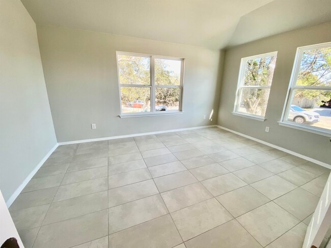 3702 Austin Cove