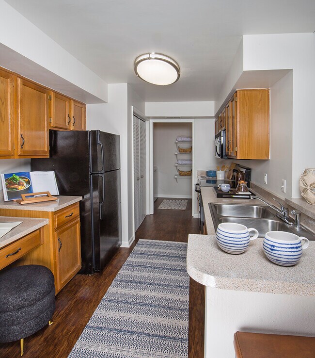 Willow Lake Apartments Indianapolis, IN