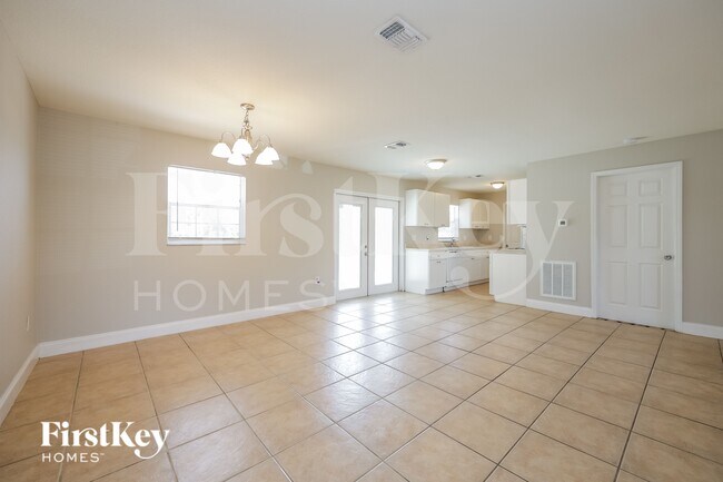 Photo - 2326 Barcelona Ave