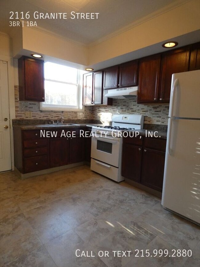 Photo - 2116 Granite St