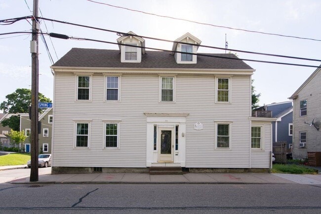 Building Photo - 283 Spring St