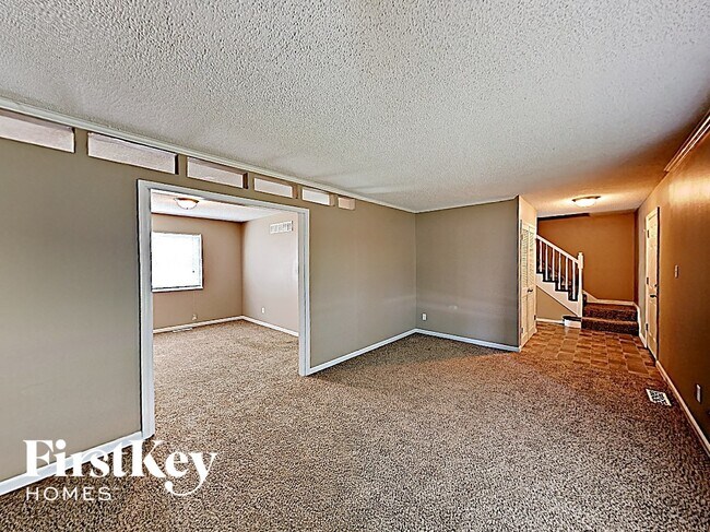 Photo - 6832 Chilham Dr