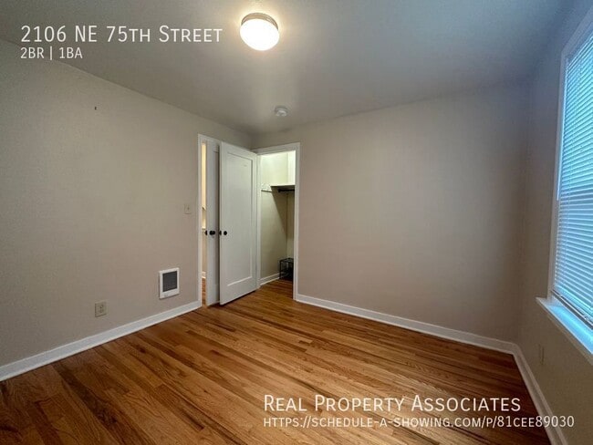 Photo - 2106 NE 75th St