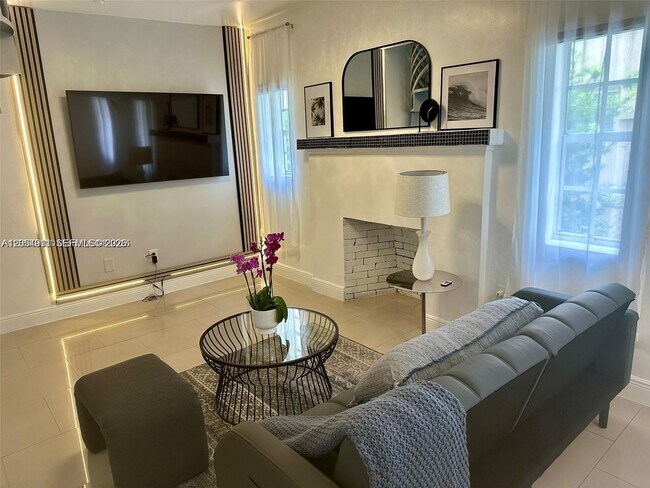 6966 Byron Ave Unit 102