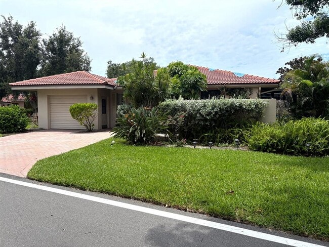 Photo - 4870 Kestral Park Cir