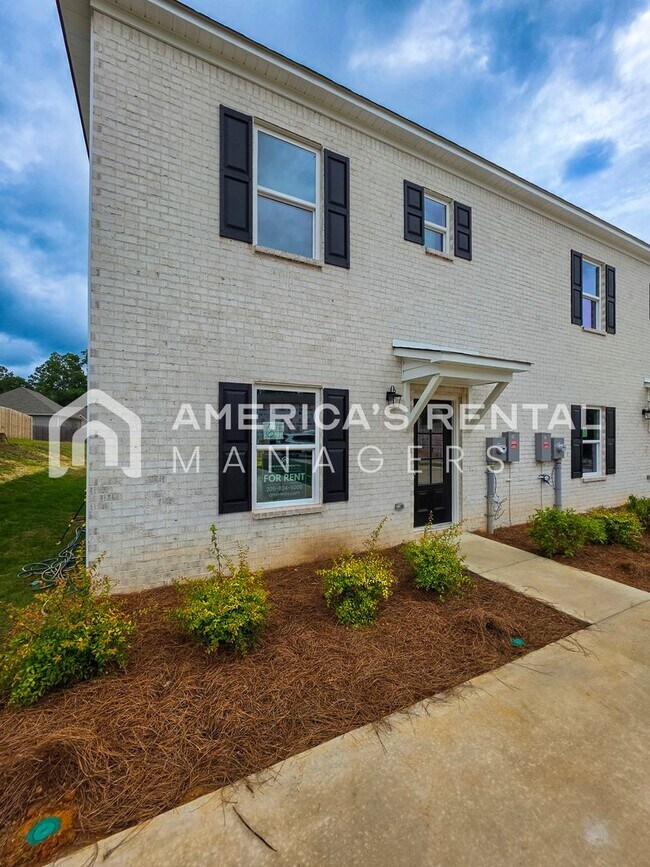 Photo - New Construction for Rent in Clanton, AL!