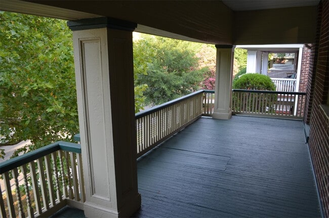 Photo - 621 W Princess Anne Rd