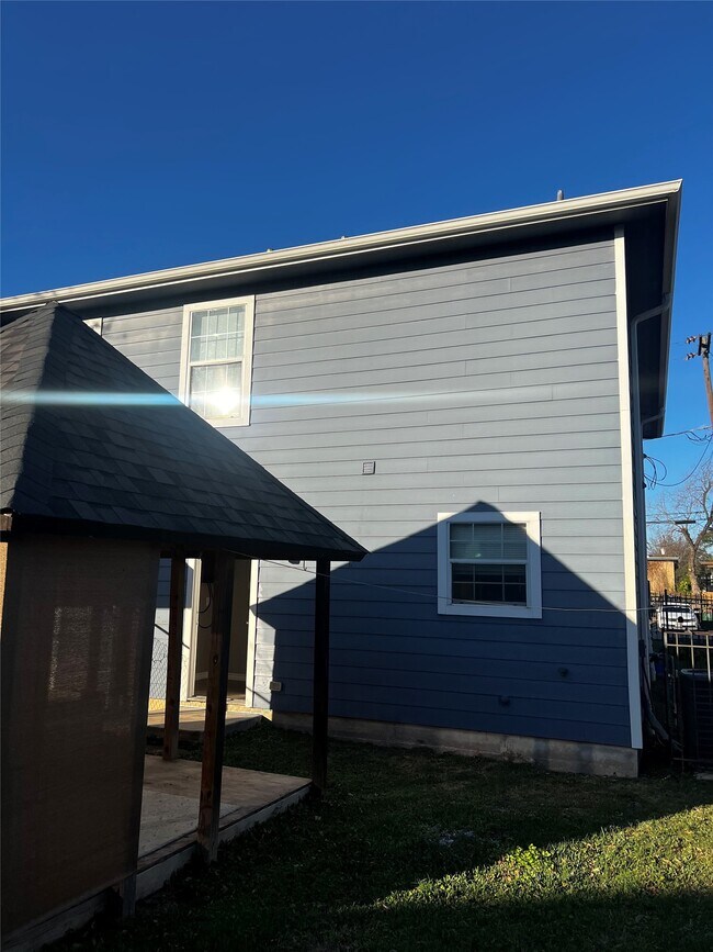 Photo - 6514b Culmore Dr Unit A