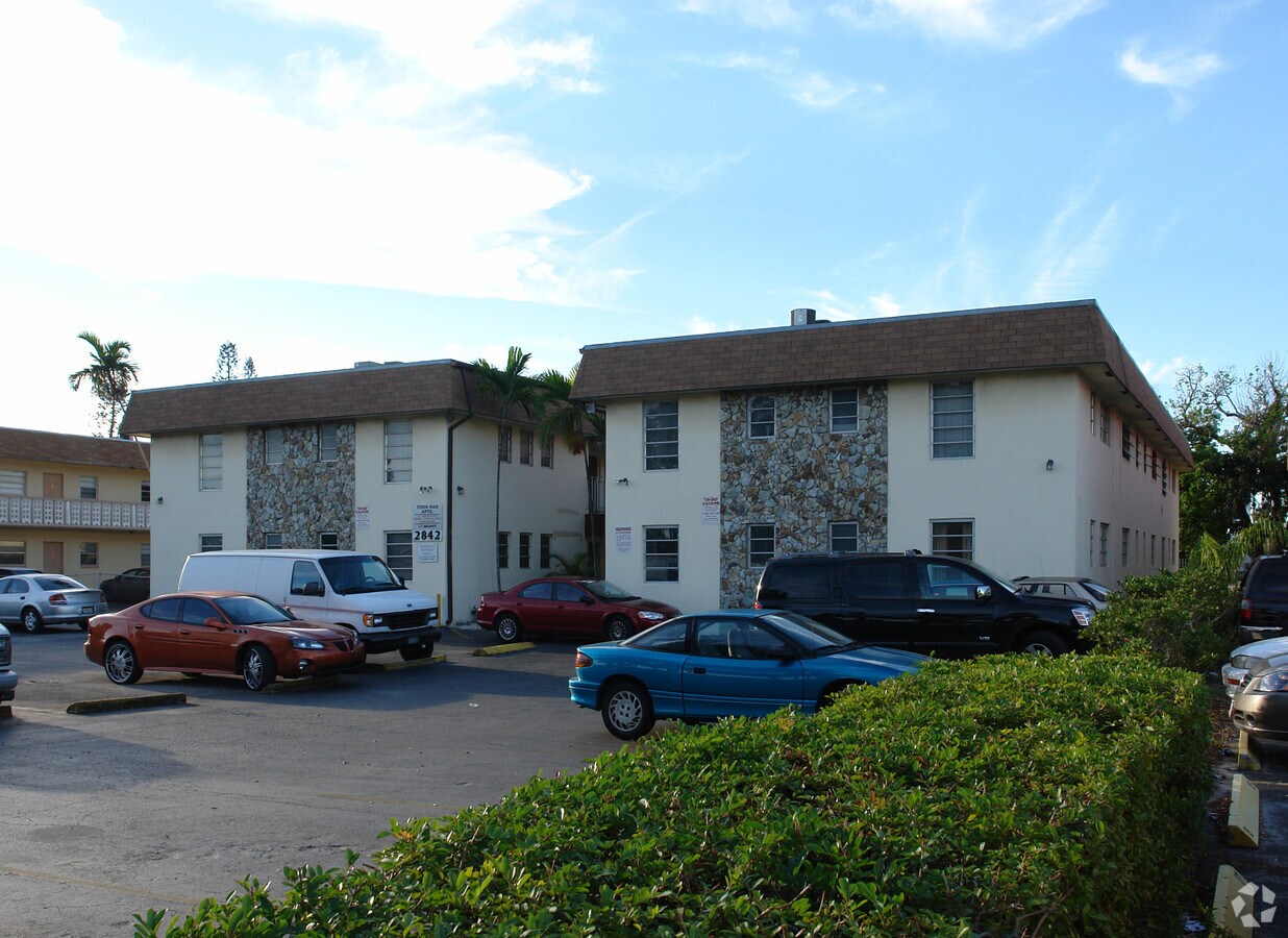 Photo - Fillmore Gardens Apartments