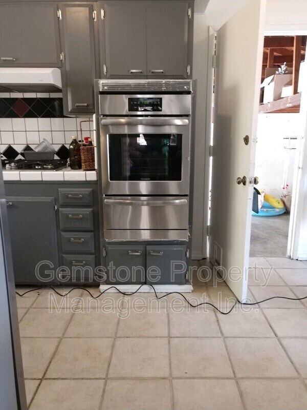 Photo - 5220 Joan Ct