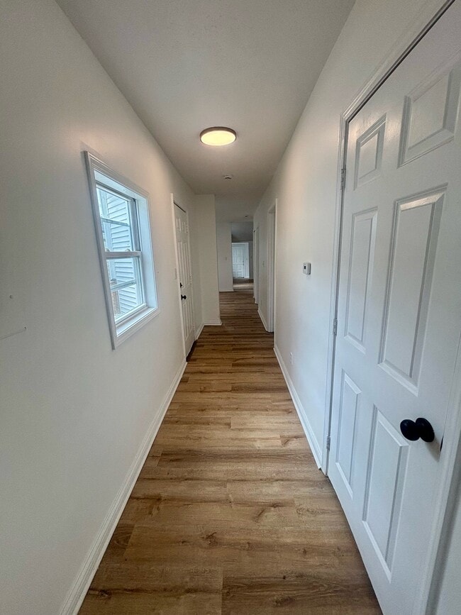 Photo - 831 Meigs Ave