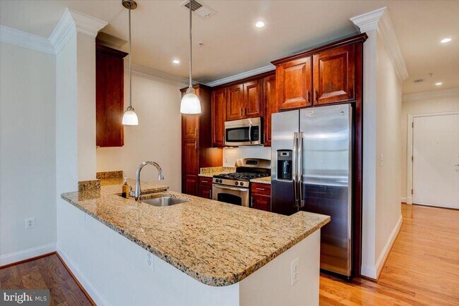 Photo - 1023 N Royal St Unidad 208