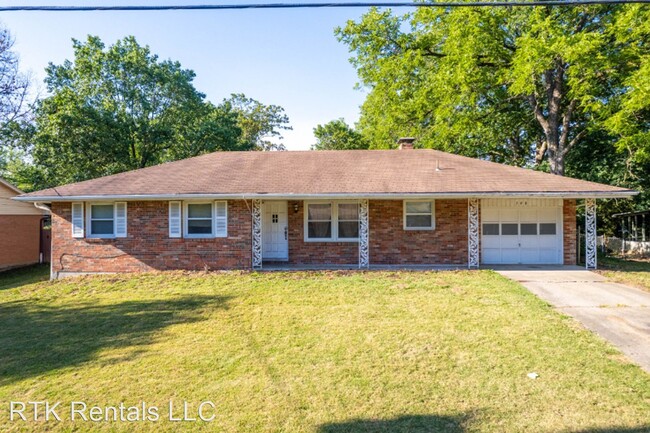 4 br, 2 bath House - 308 N. Proctor Dr. - 4 br, 2 bath House - 308 N. Proctor Dr.